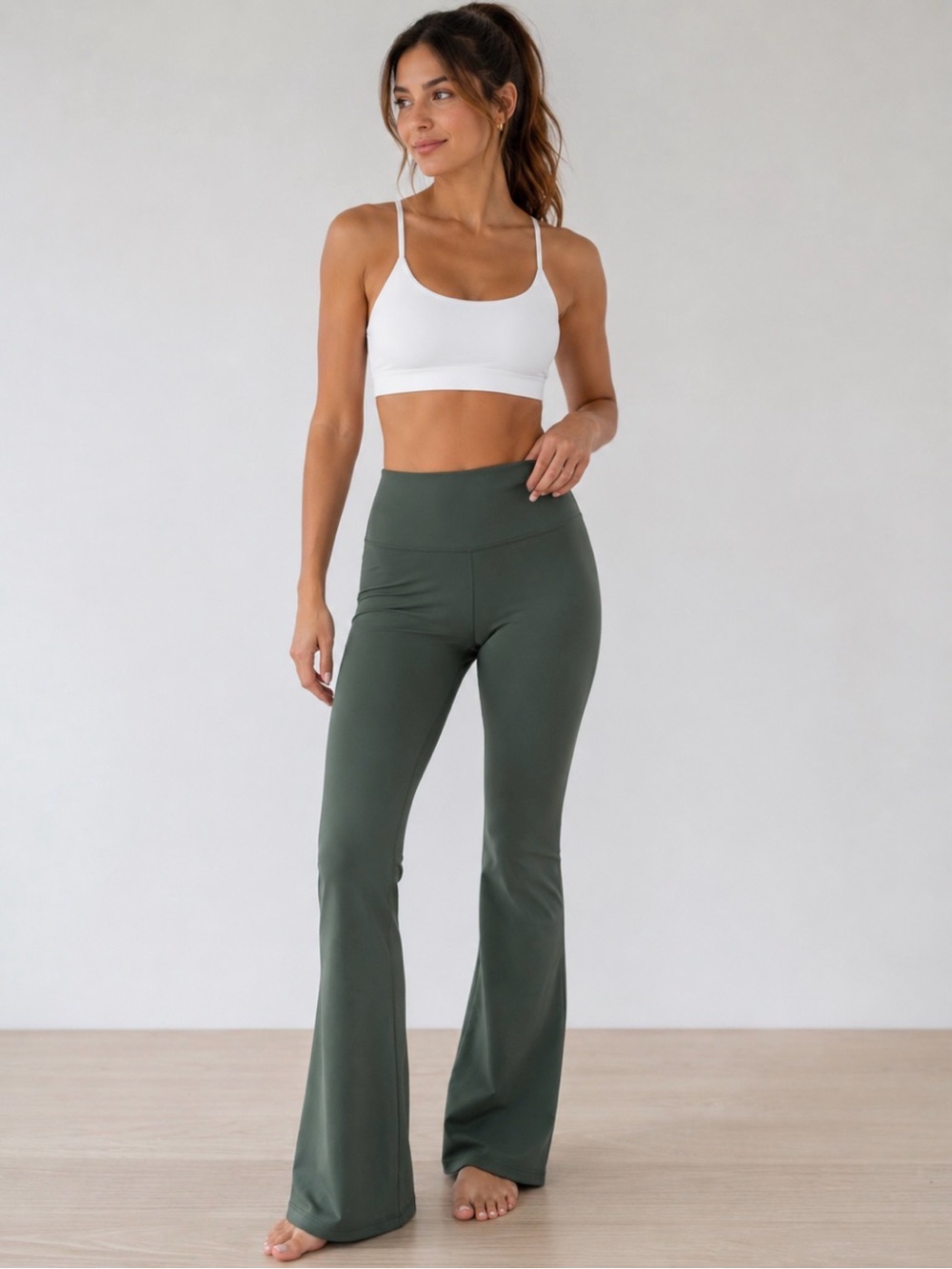 Lululemon Groove high-Waist Flared Active Pants in Forest Green